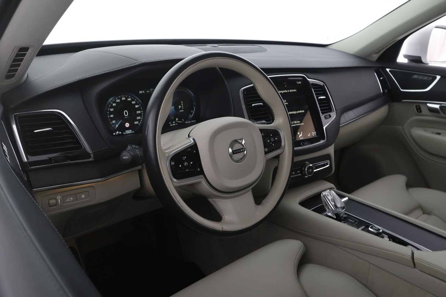 Volvo XC90 vaihtoauto
