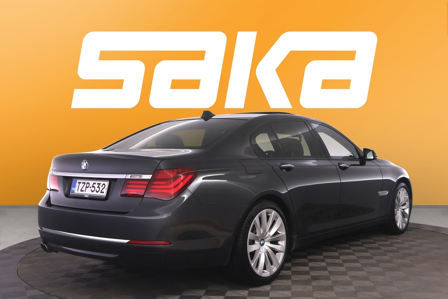 BMW 730 vaihtoauto