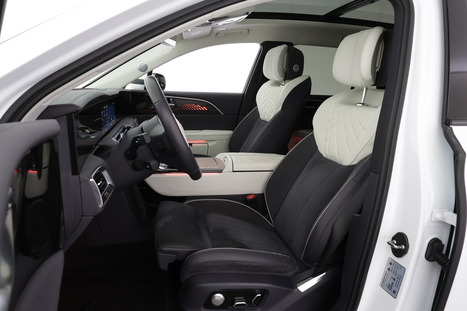 Hongqi E-HS9 vaihtoauto