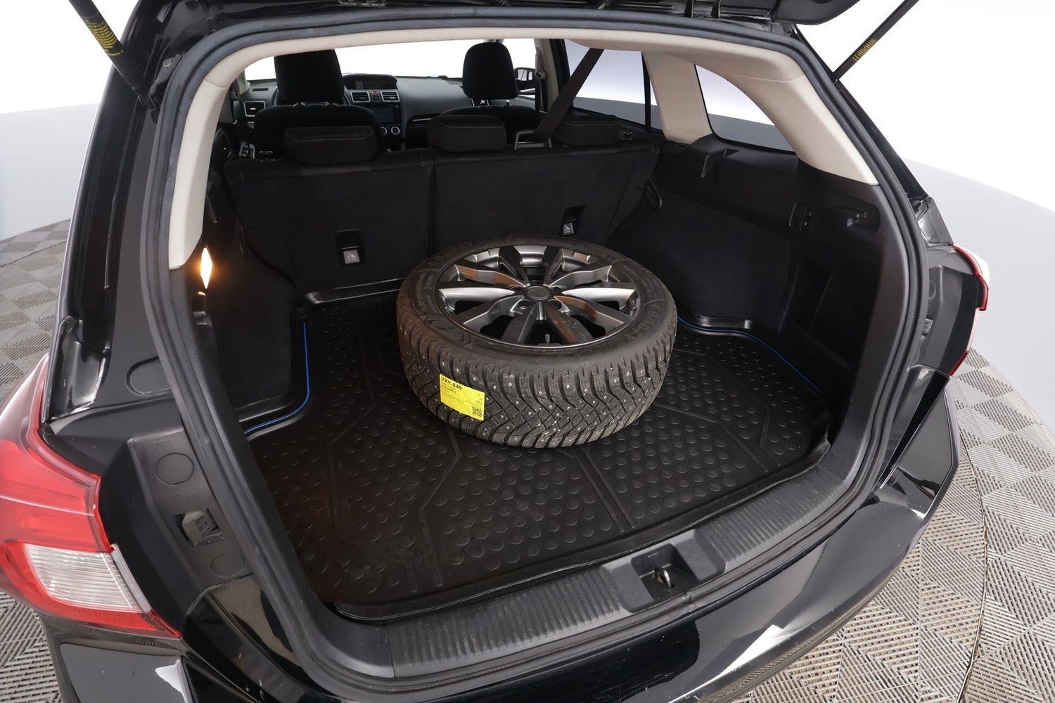 Subaru Levorg vaihtoauto