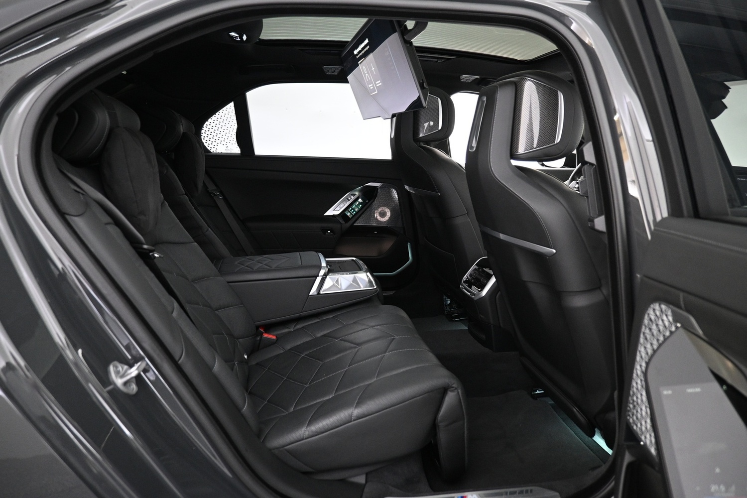BMW i7 vaihtoauto