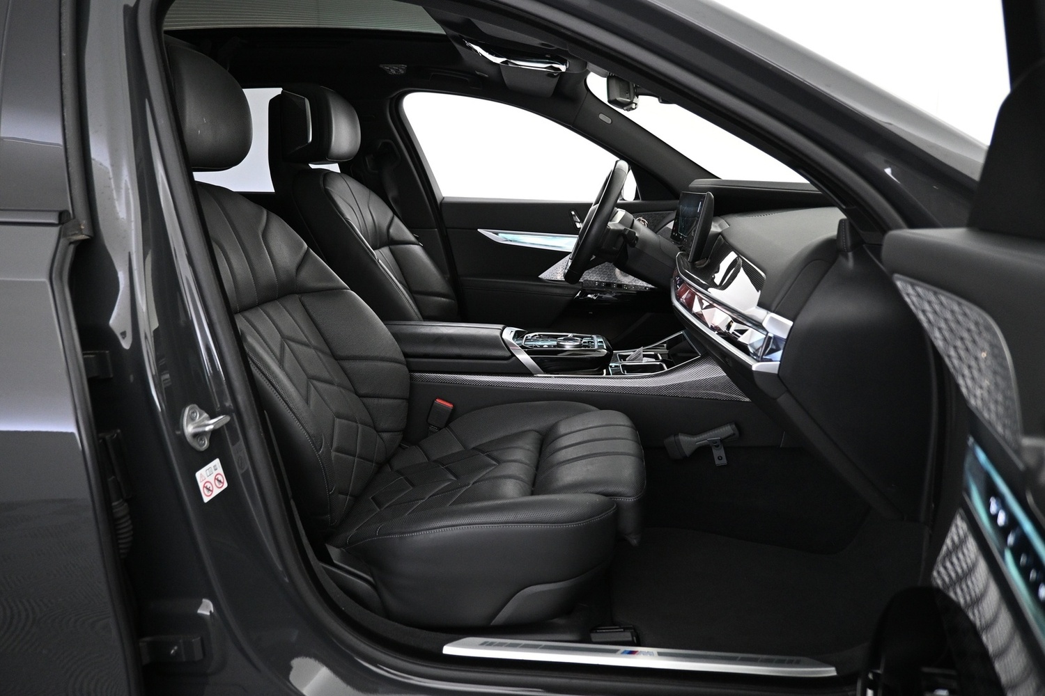 BMW i7 vaihtoauto