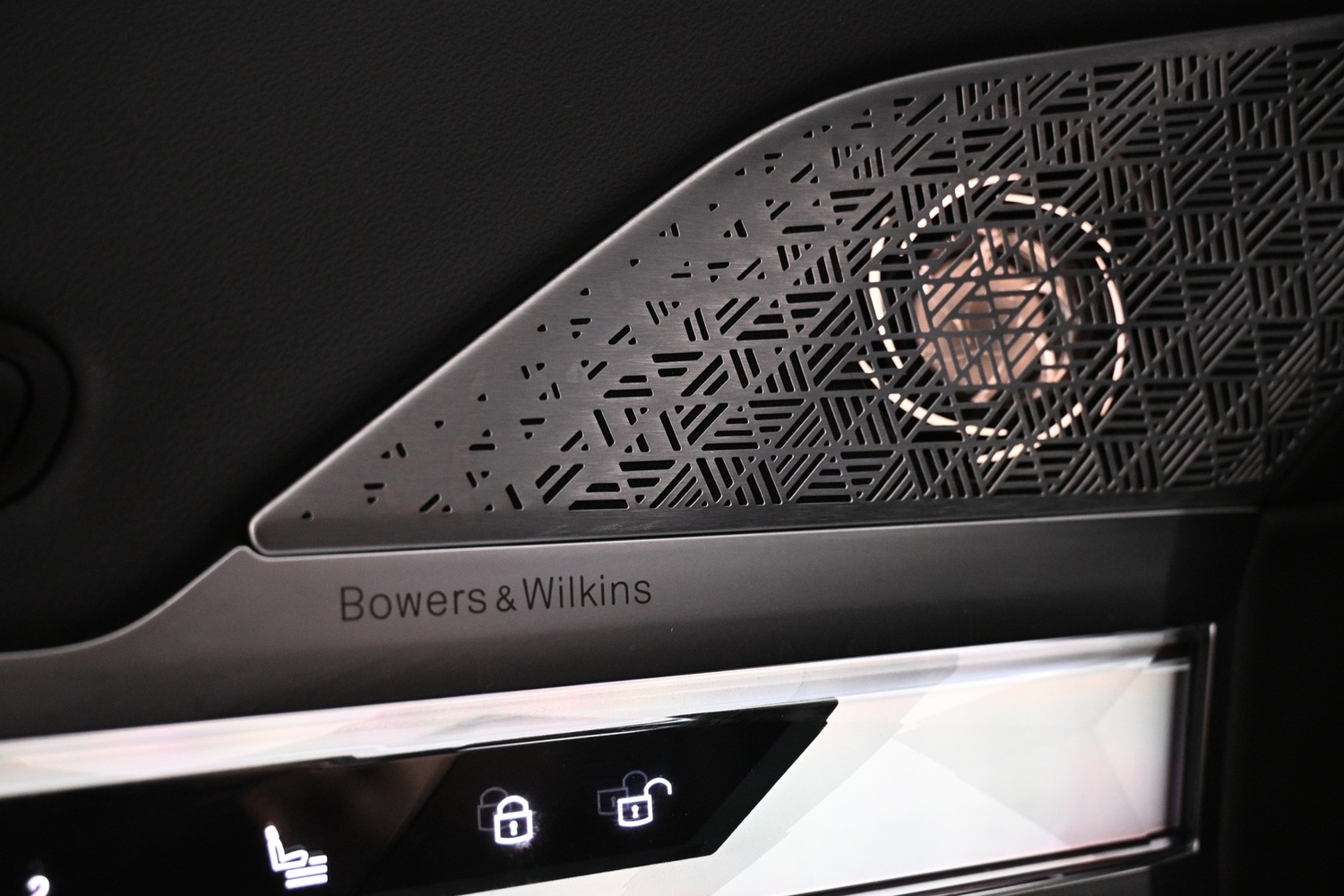 BMW i7 vaihtoauto