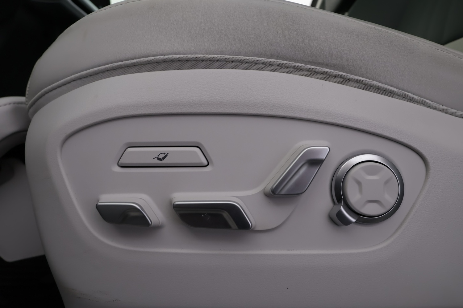 Hyundai IONIQ 9 vaihtoauto