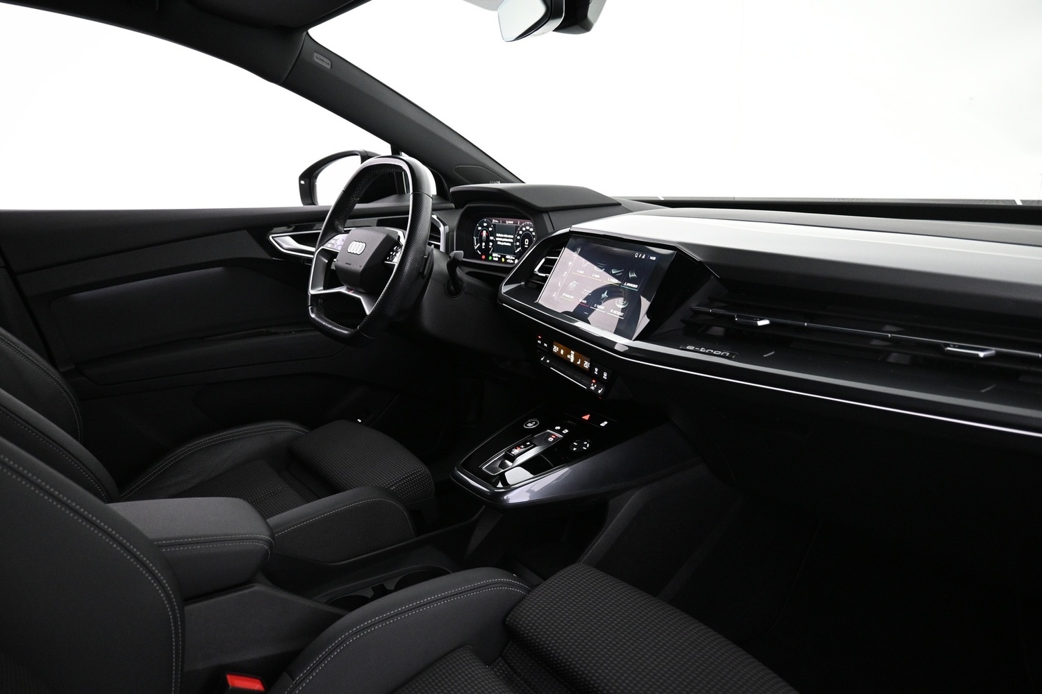 Audi Q4 e-tron vaihtoauto