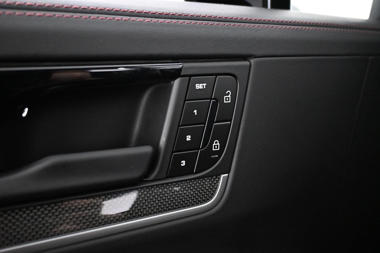 Porsche Cayenne vaihtoauto