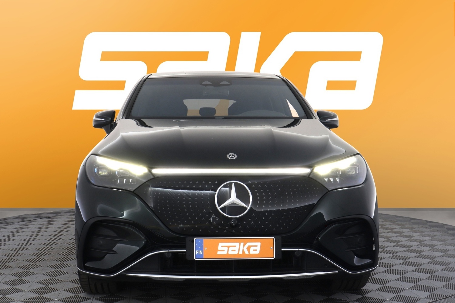 Mercedes-Benz EQE vaihtoauto