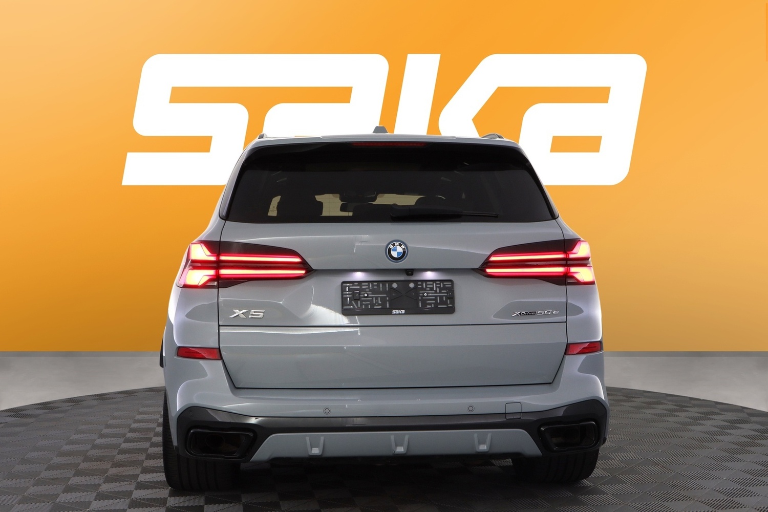 BMW X5 vaihtoauto