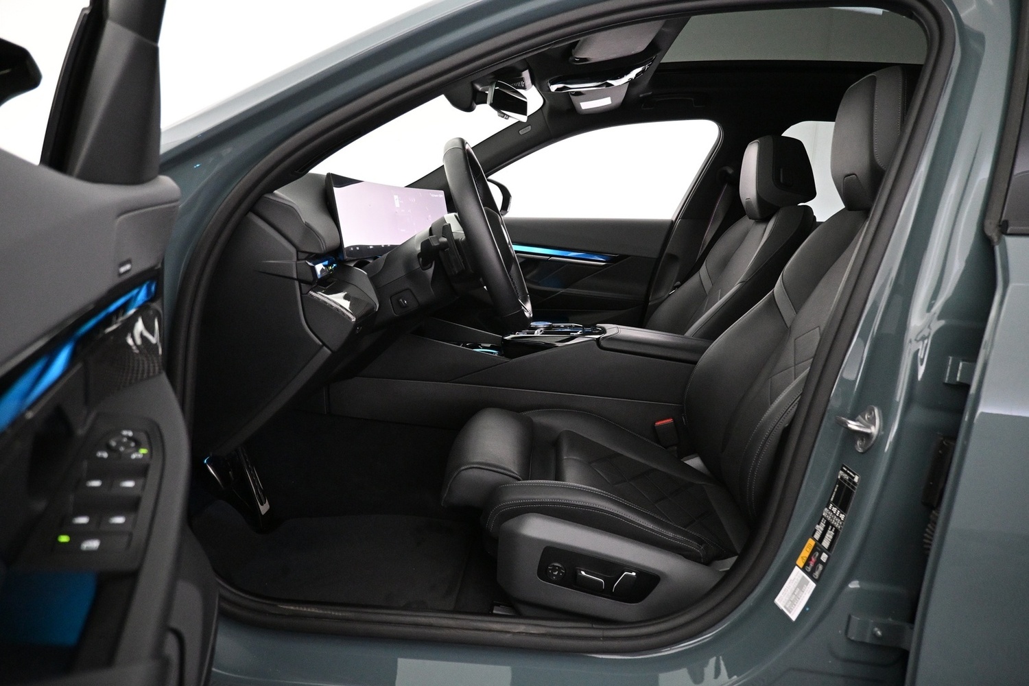 BMW i5 M60 vaihtoauto