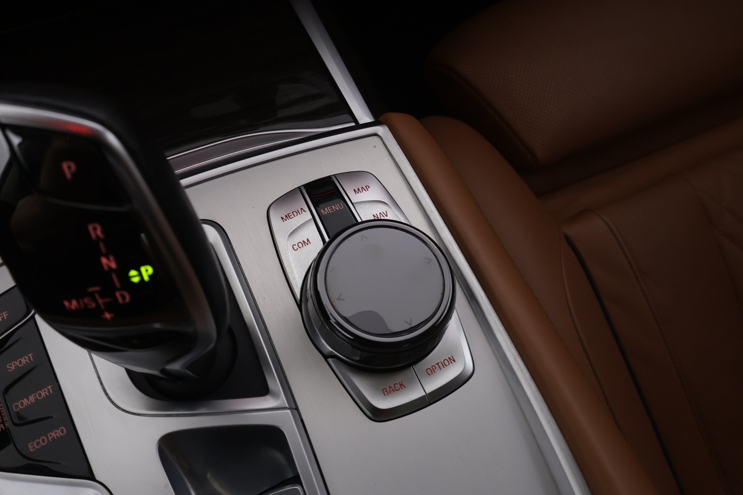 BMW 740 vaihtoauto