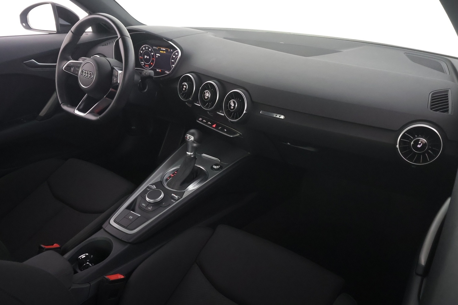 Audi TT vaihtoauto