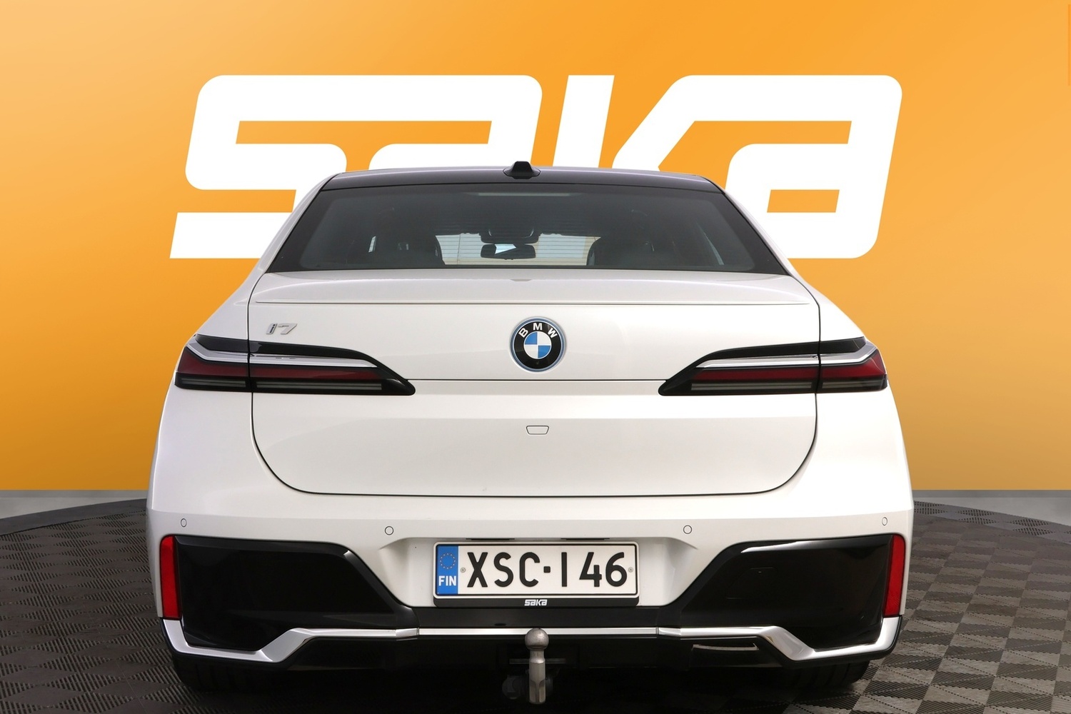 BMW i7 vaihtoauto