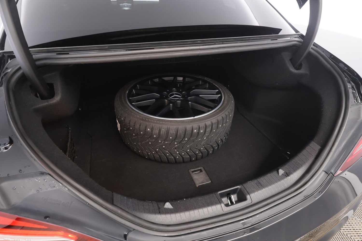 Mercedes-Benz CLA vaihtoauto