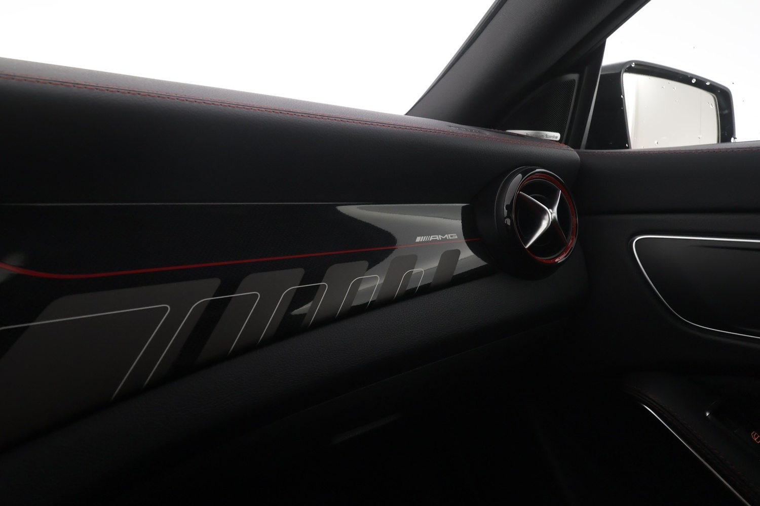 Mercedes-Benz CLA vaihtoauto