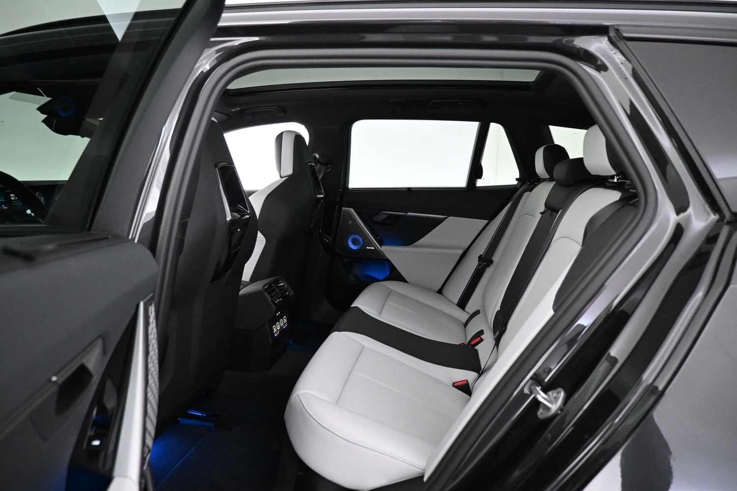 BMW M5 vaihtoauto
