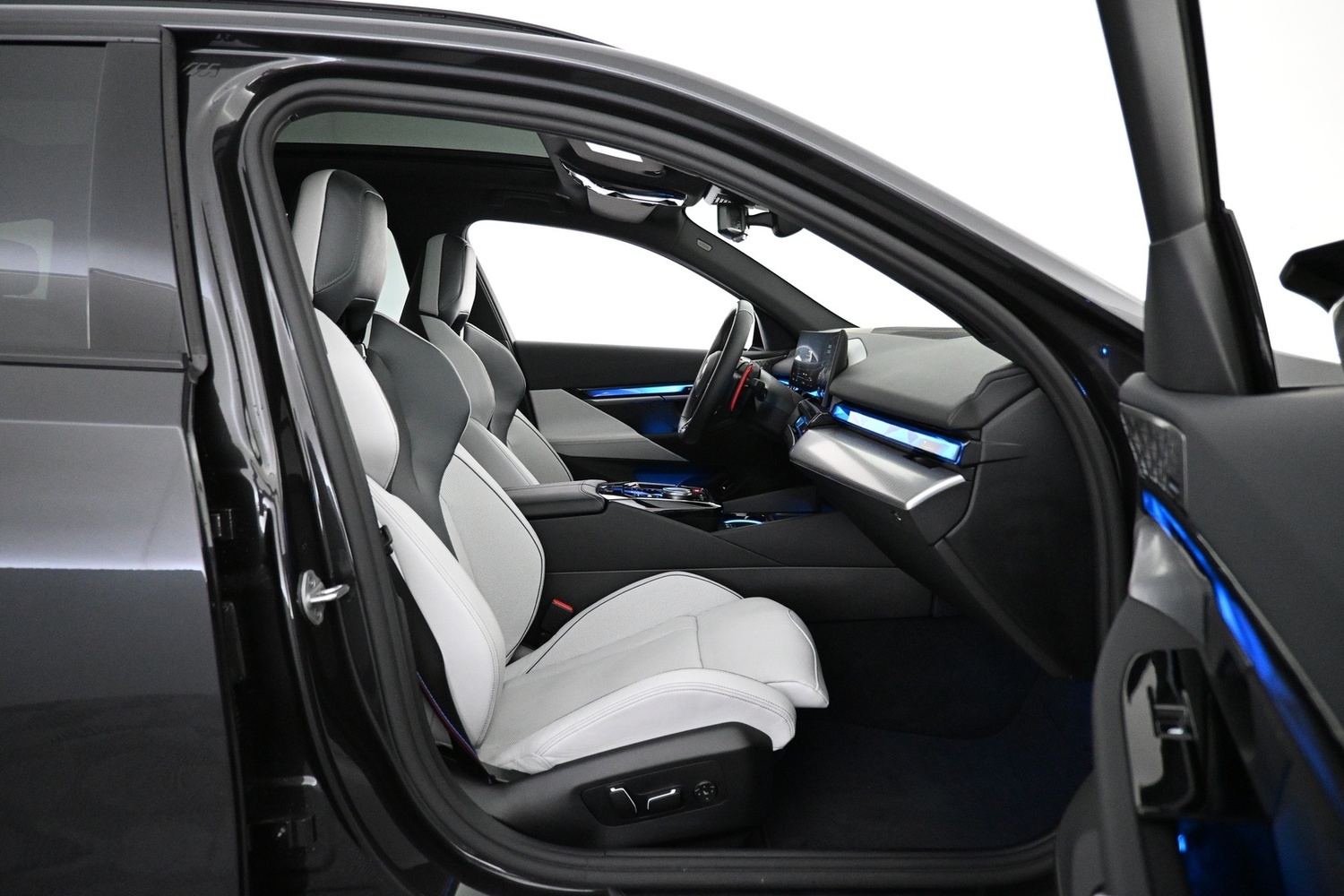 BMW M5 vaihtoauto