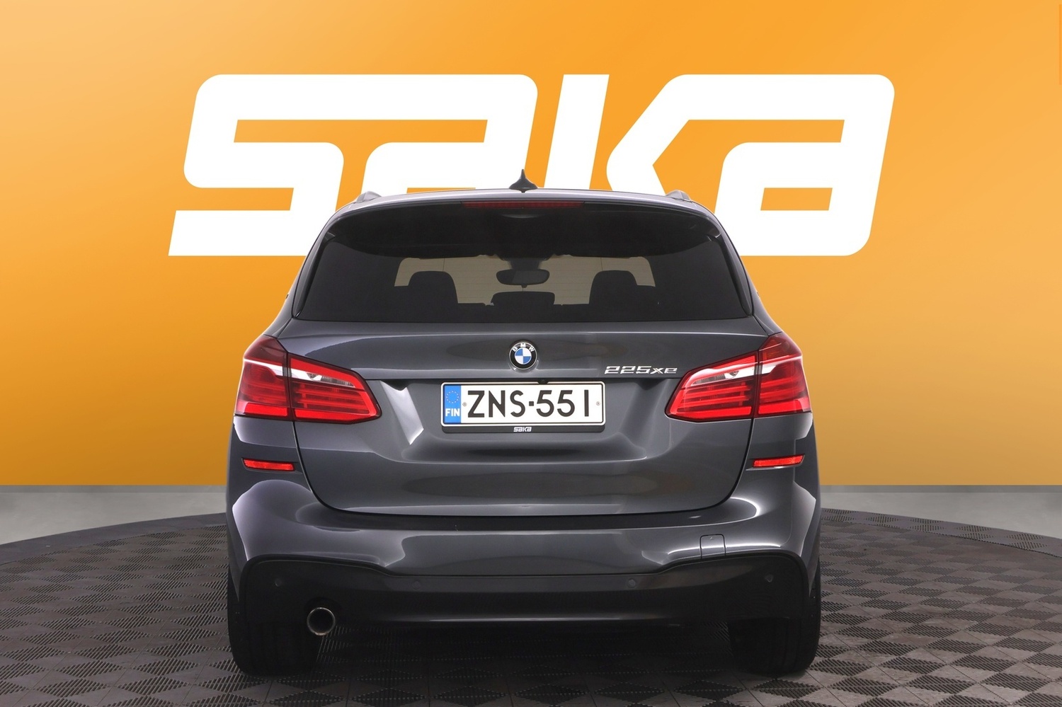 BMW 225 vaihtoauto