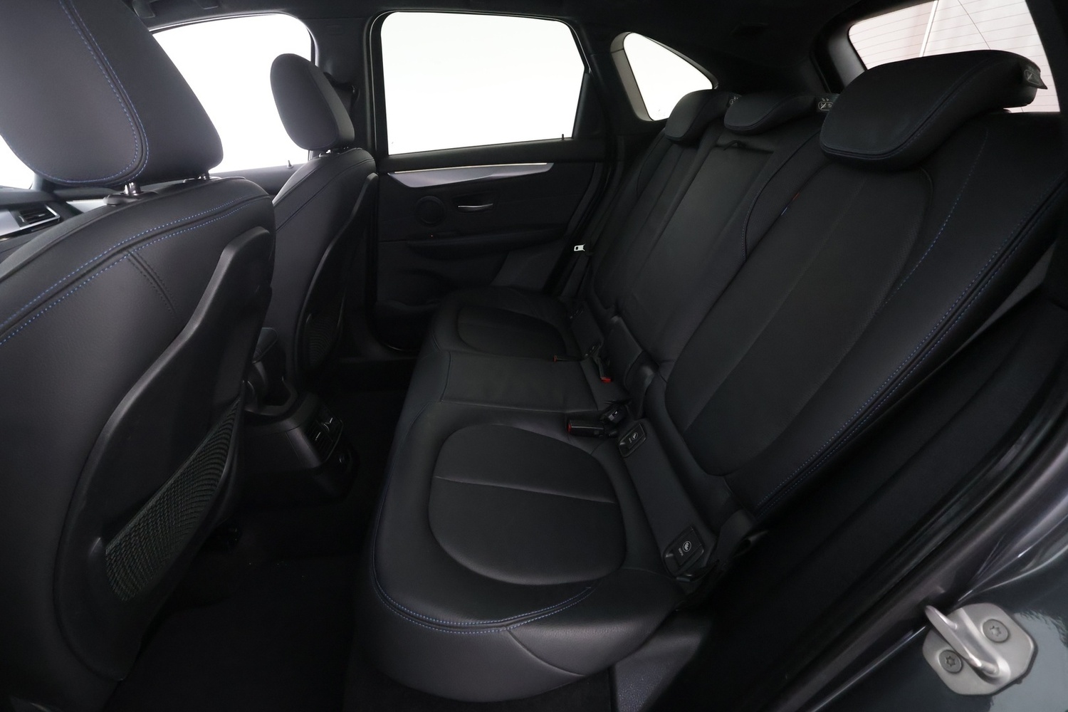 BMW 225 vaihtoauto