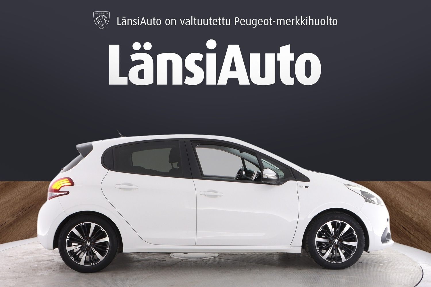 Peugeot 208 vaihtoauto