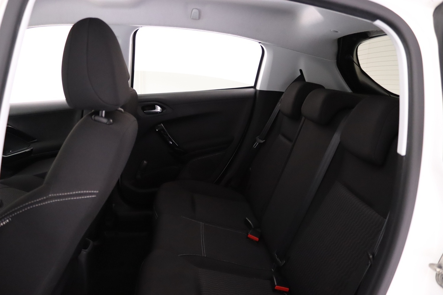 Peugeot 208 vaihtoauto