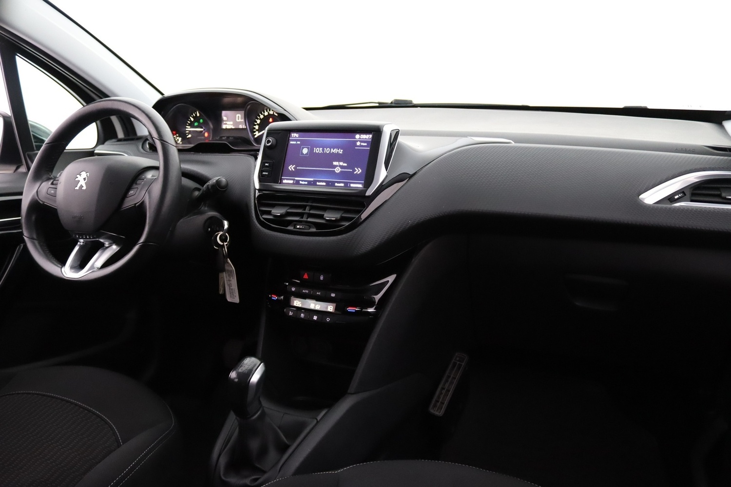 Peugeot 208 vaihtoauto