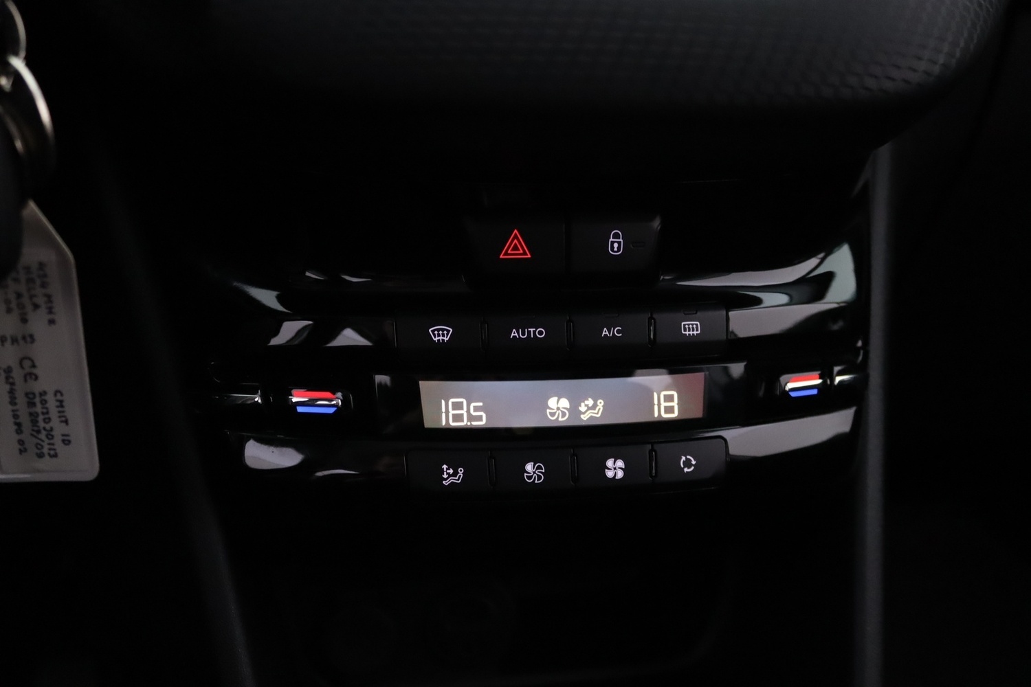 Peugeot 208 vaihtoauto