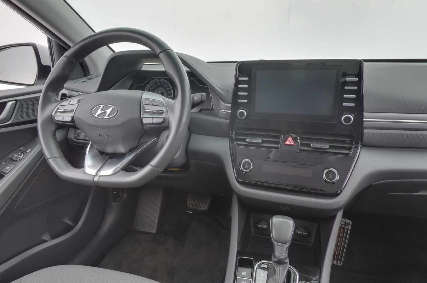 Hyundai IONIQ plug-in vaihtoauto