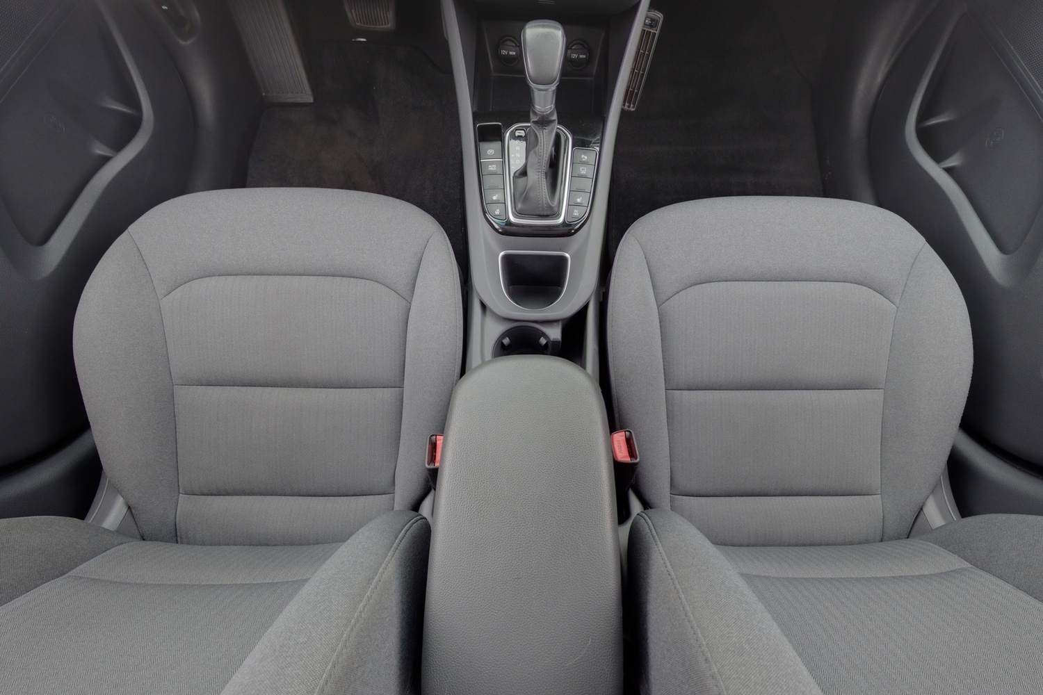 Hyundai IONIQ plug-in vaihtoauto