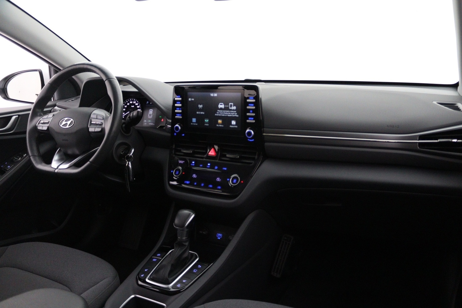 Hyundai IONIQ plug-in vaihtoauto