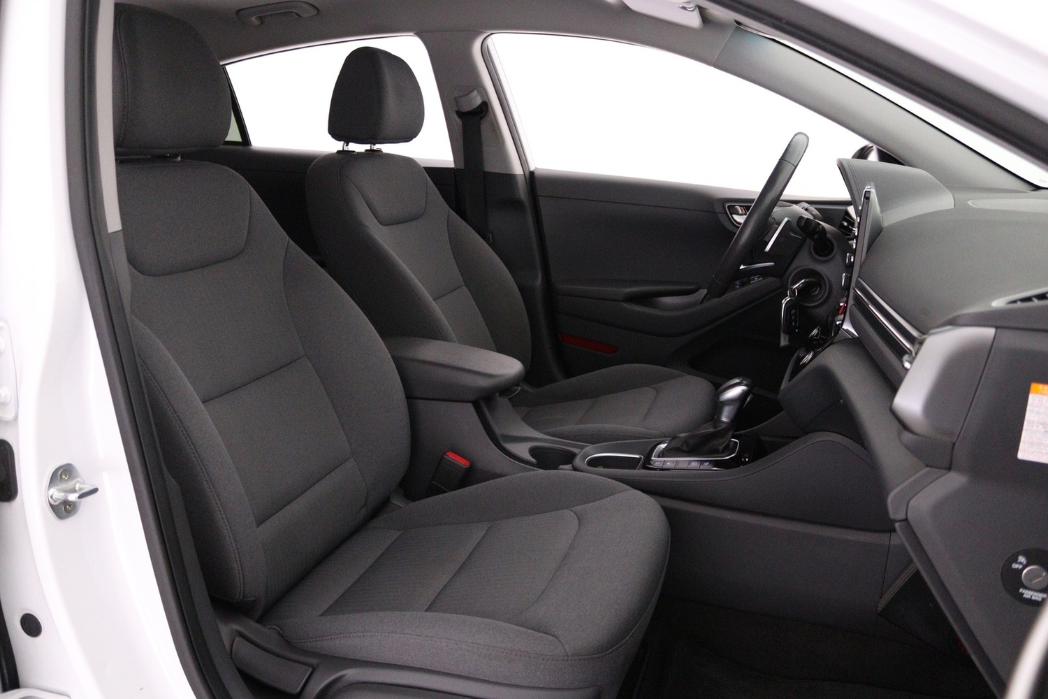 Hyundai IONIQ plug-in vaihtoauto