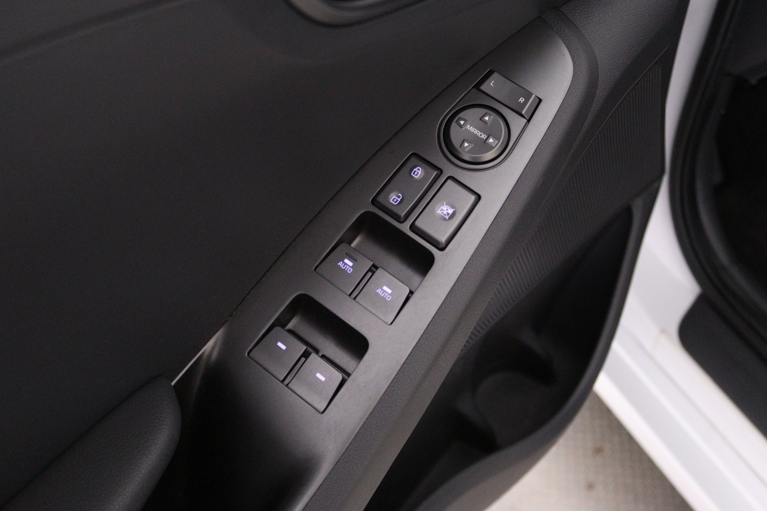 Hyundai IONIQ plug-in vaihtoauto