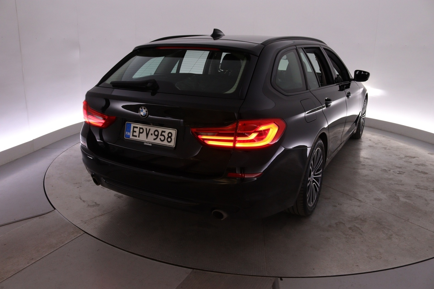 BMW 518 vaihtoauto