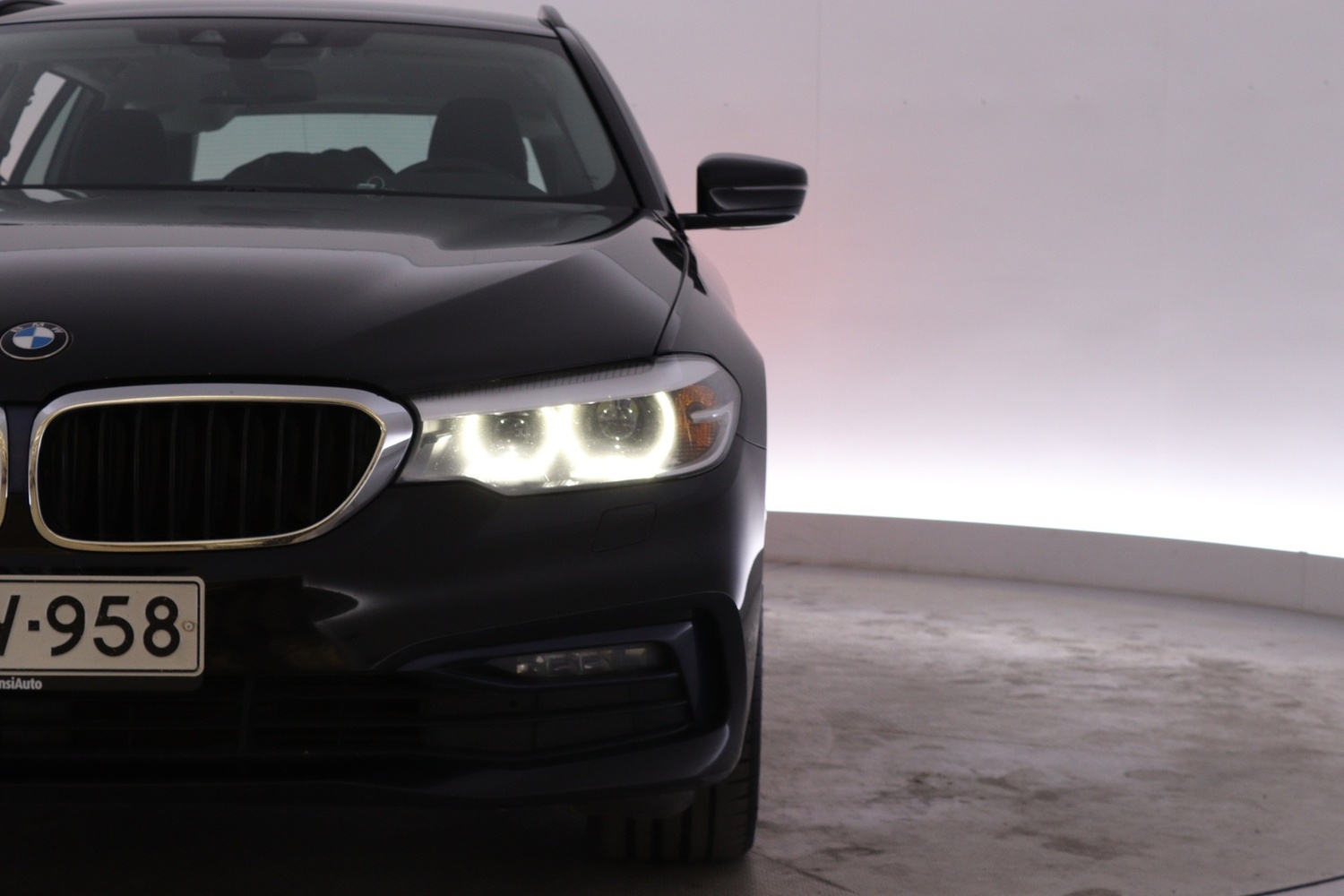 BMW 518 vaihtoauto