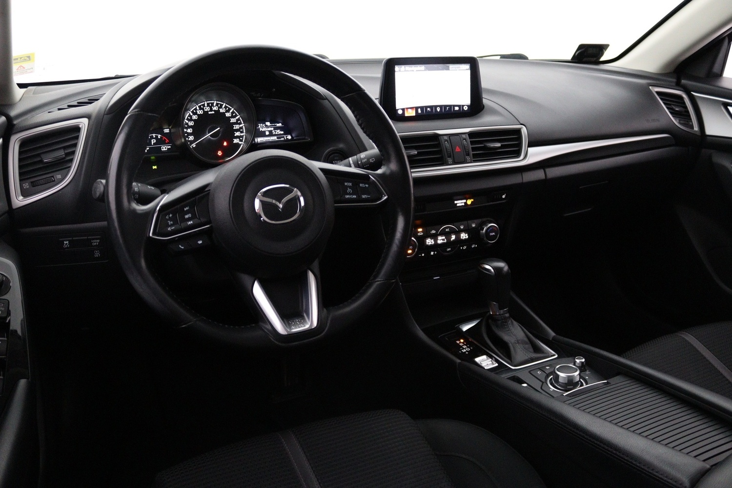 Mazda 3 vaihtoauto