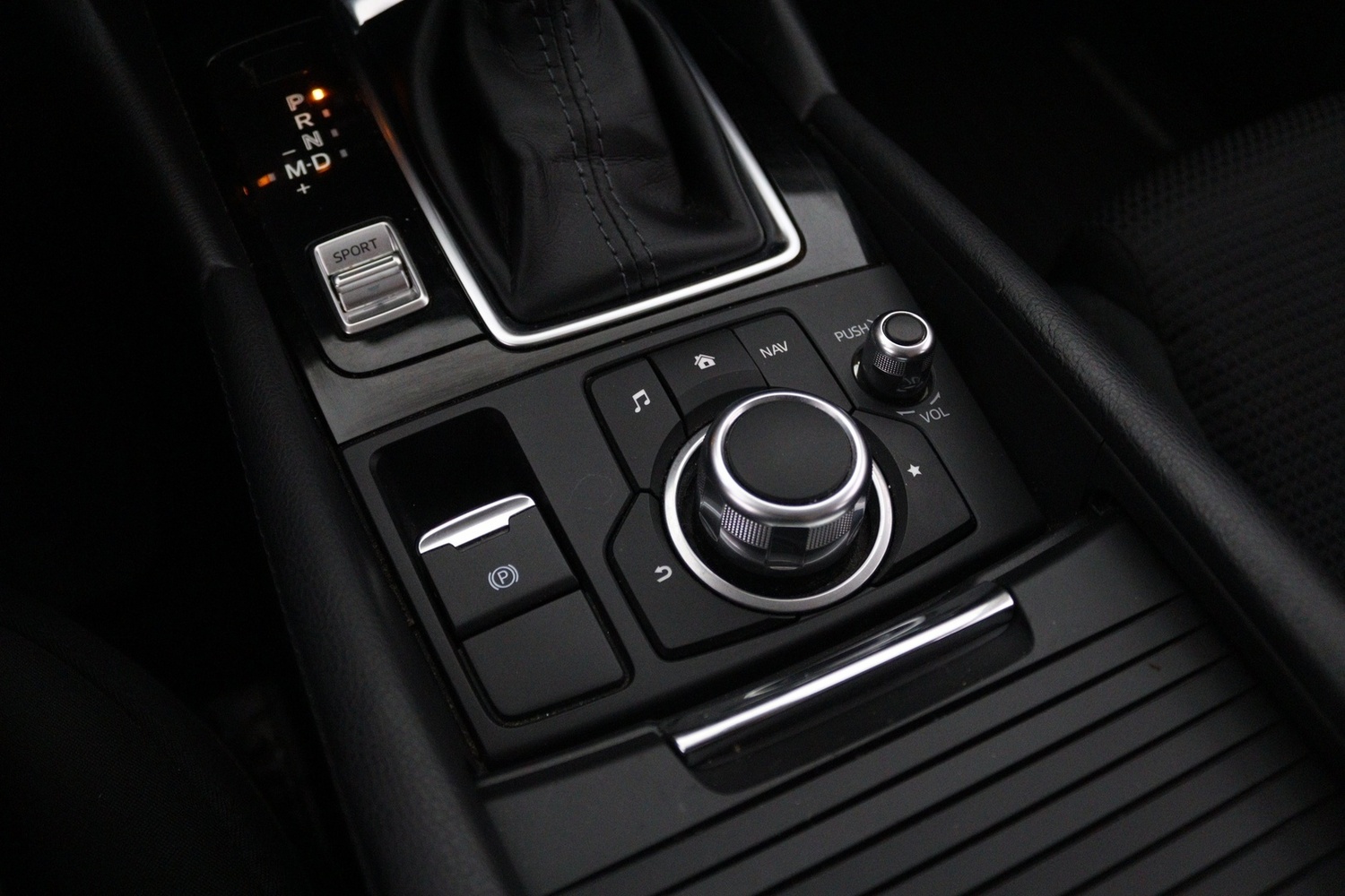 Mazda 3 vaihtoauto