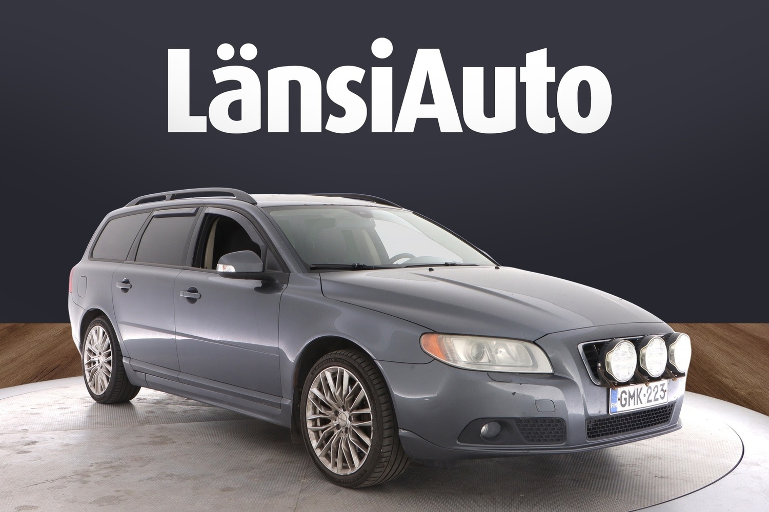 Volvo V70 vaihtoauto