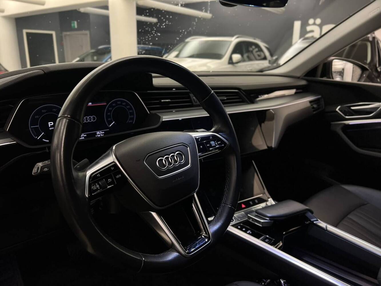 Audi e-tron vaihtoauto