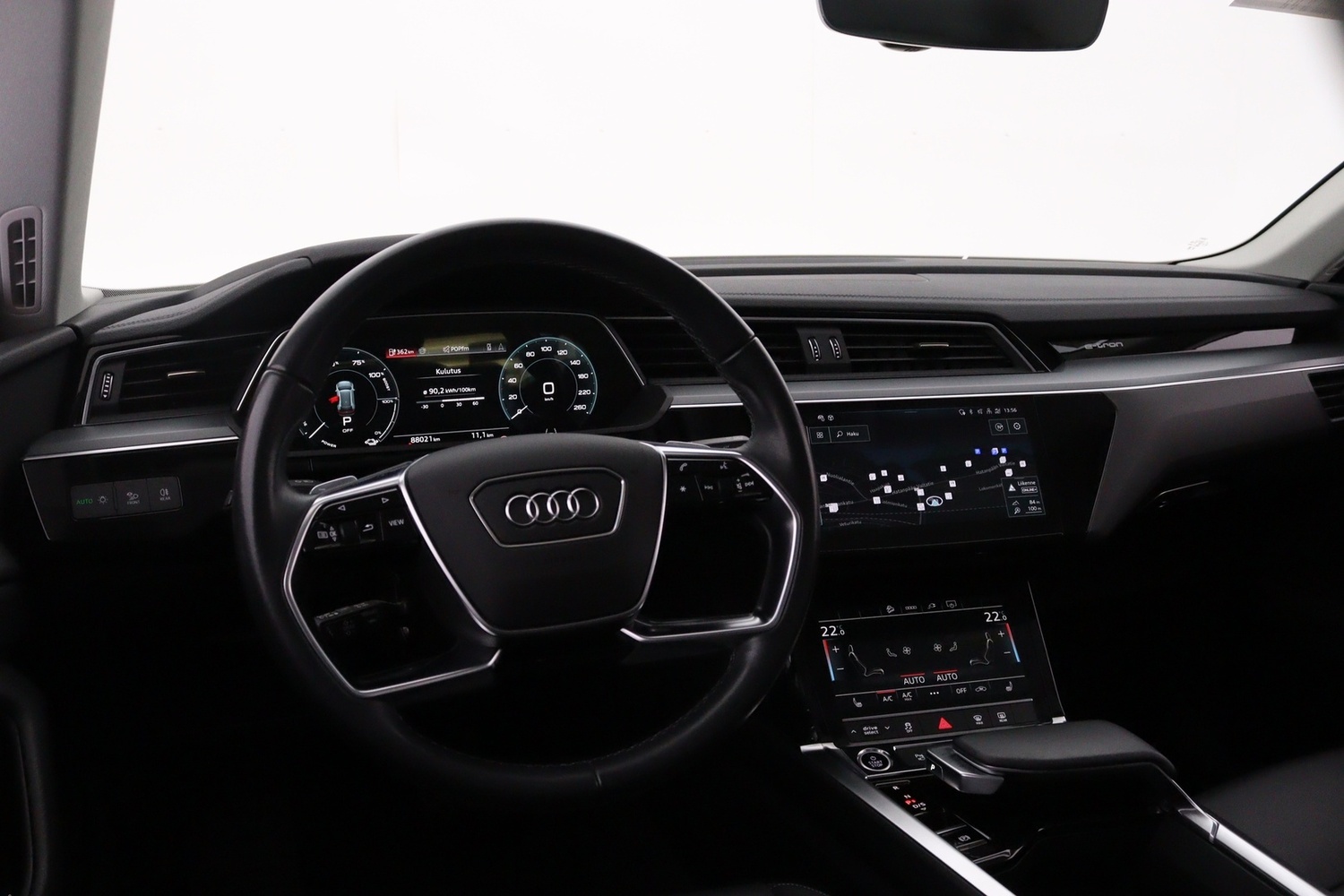 Audi Q8 e-tron vaihtoauto