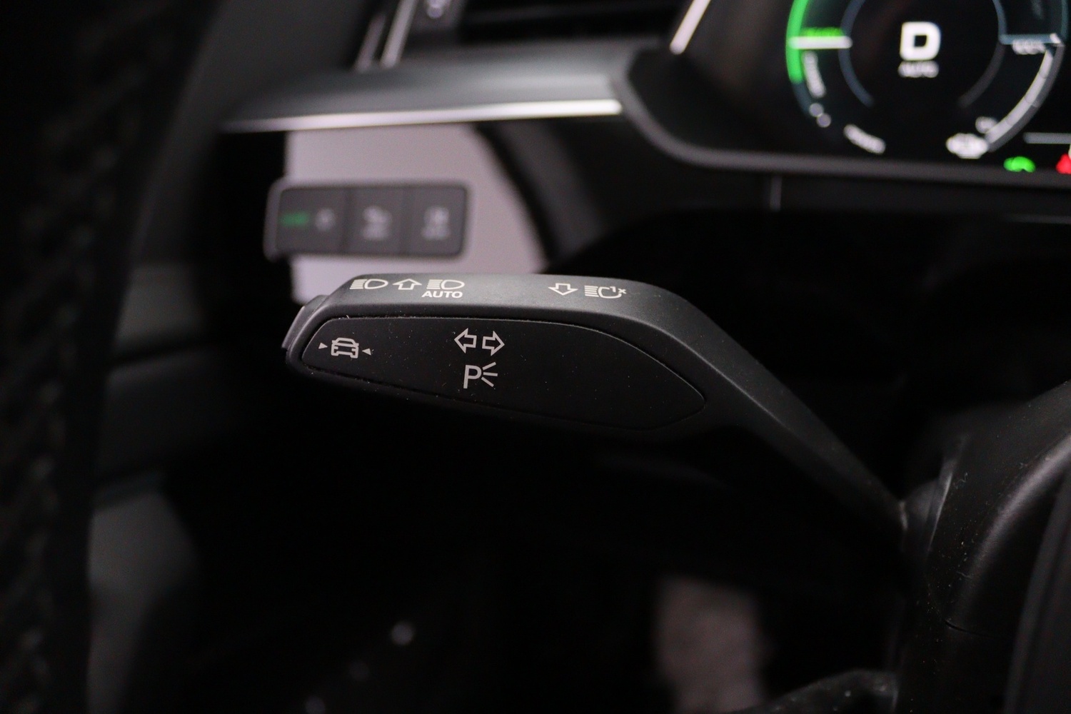 Audi Q8 e-tron vaihtoauto