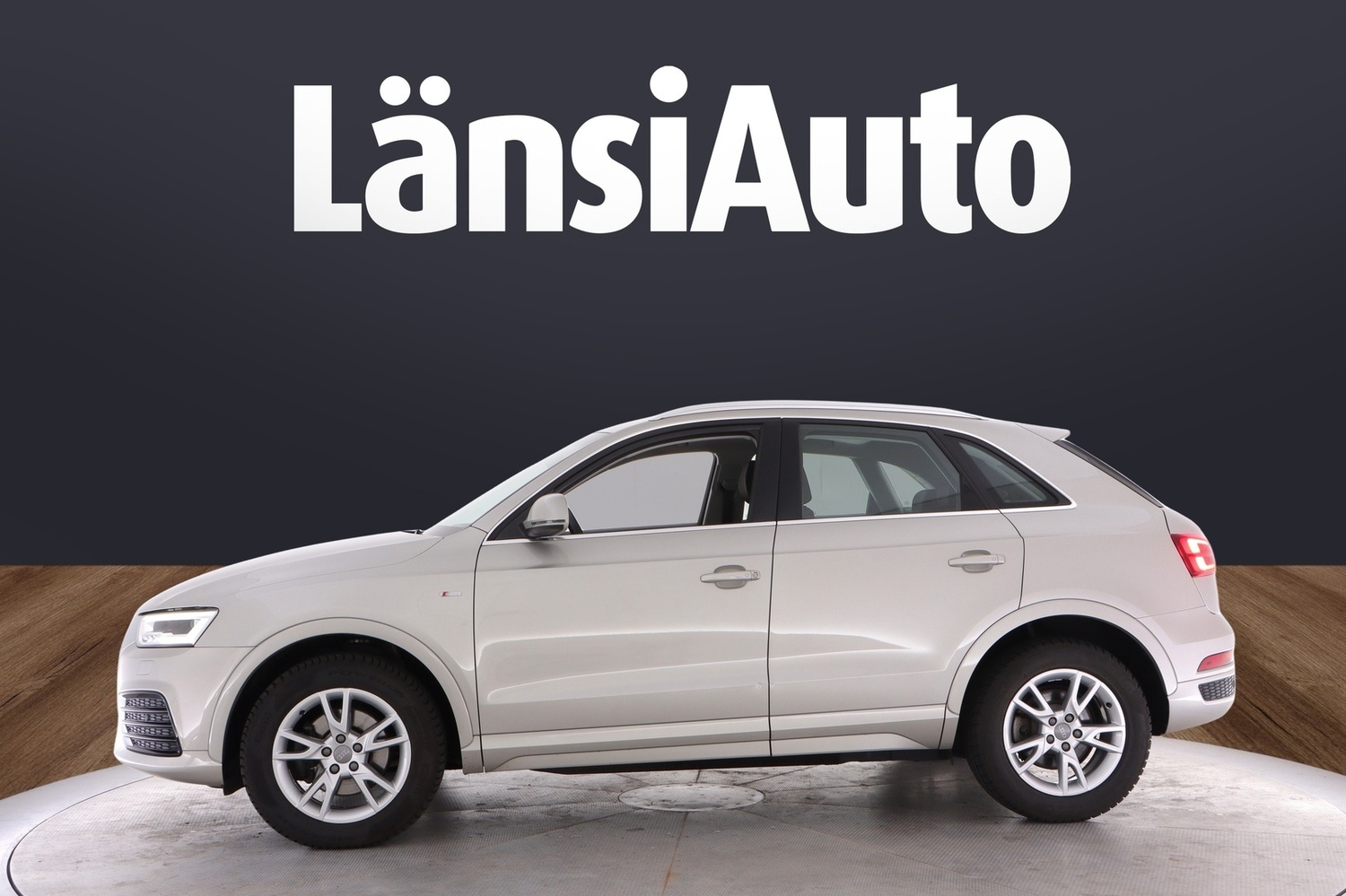 Audi Q3 vaihtoauto
