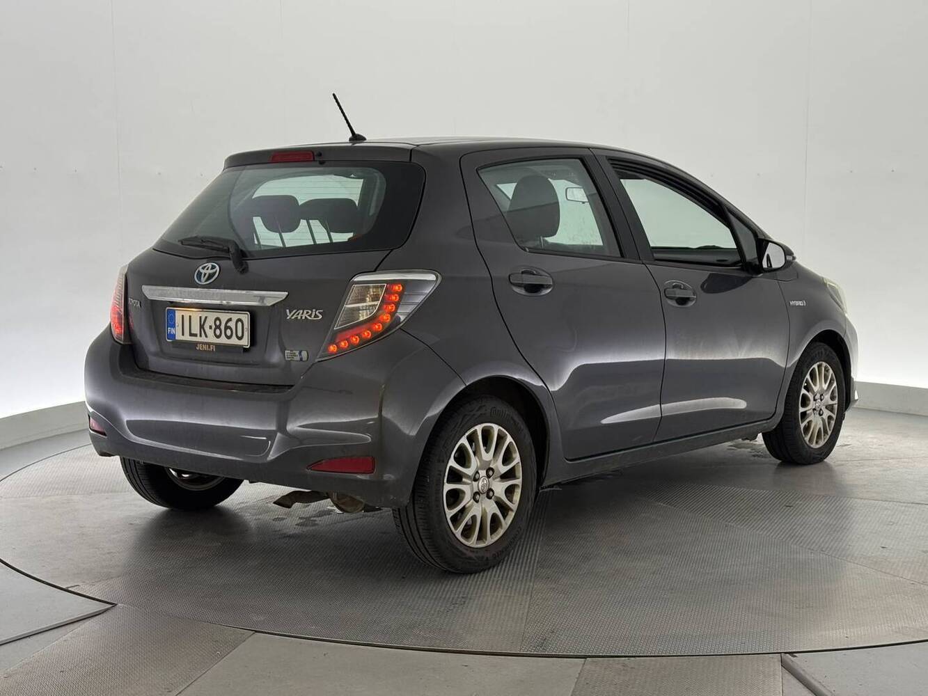Toyota Yaris vaihtoauto