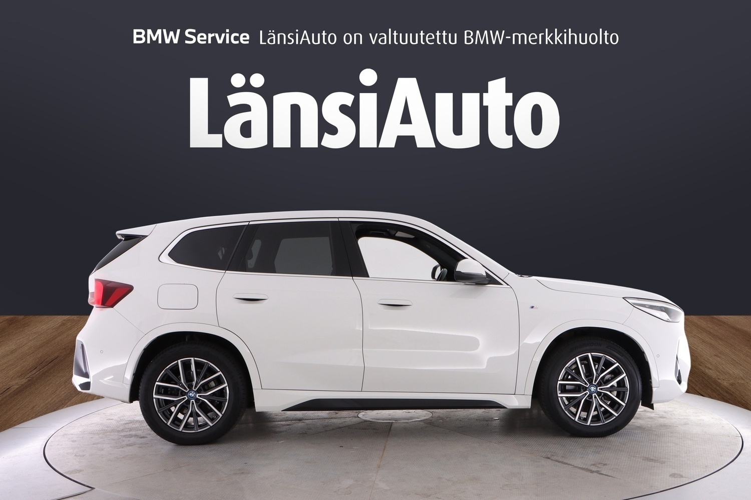 BMW iX1 vaihtoauto