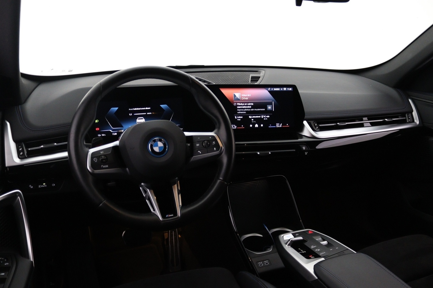 BMW iX1 vaihtoauto