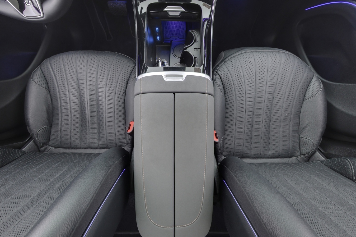 Mercedes-Benz EQS vaihtoauto
