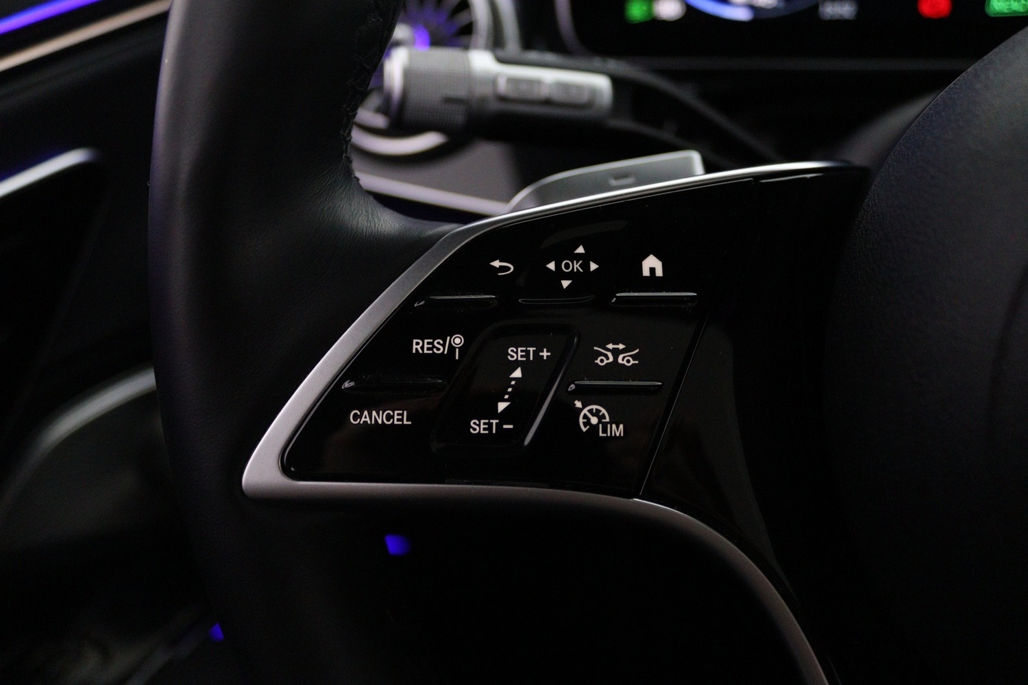 Mercedes-Benz EQS vaihtoauto
