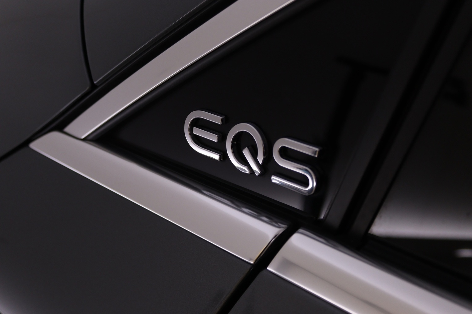 Mercedes-Benz EQS vaihtoauto