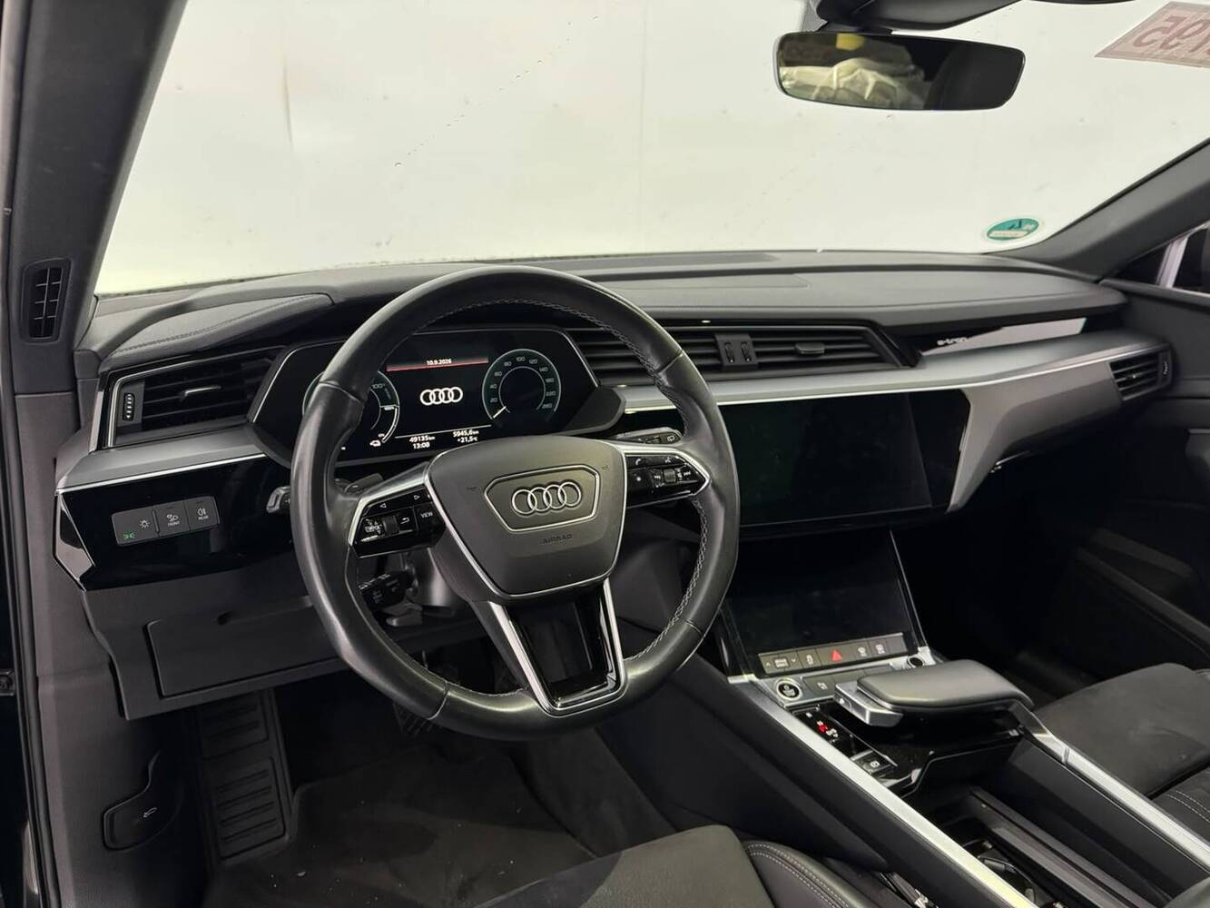 Audi Q8 e-tron vaihtoauto