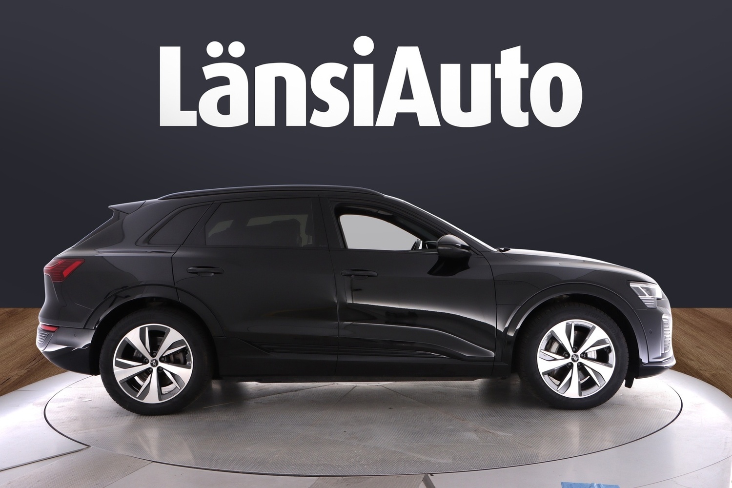 Audi Q8 e-tron vaihtoauto