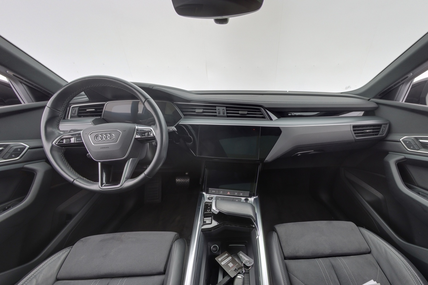 Audi Q8 e-tron vaihtoauto