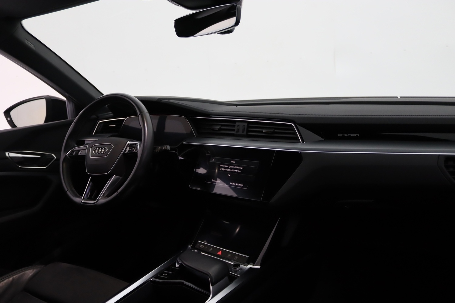 Audi Q8 e-tron vaihtoauto